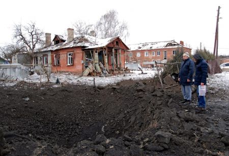 Ουκρανία: Αναφορές για δύο νεκρούς από βομβαρδισμό κτιρίου κοντά στο Χάρκοβο