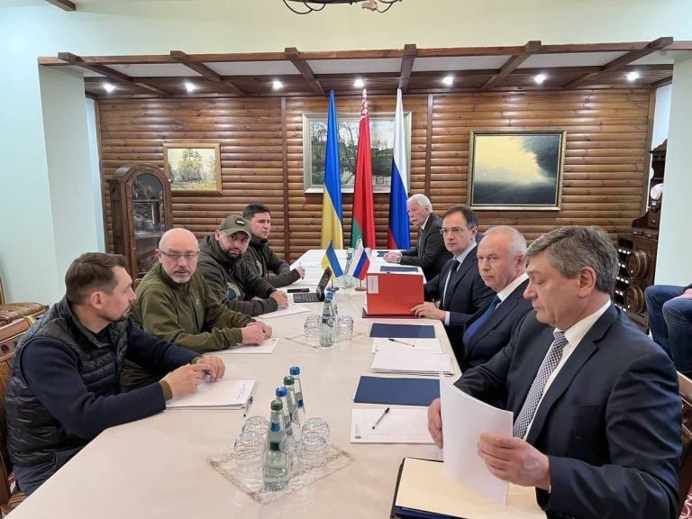 Πόλεμος στην Ουκρανία: Ολοκληρώθηκε ο τρίτος γύρος διαπραγματεύσεων Μόσχας – Κιέβου | tovima.gr