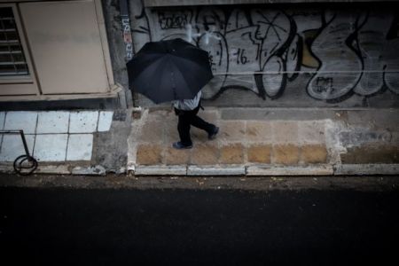 Άστατος ο καιρός με τοπικές βροχές: Πού θα σημειωθούν καταιγίδες