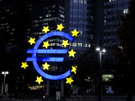 Ευρωζώνη: Διευρύνθηκε το εμπορικό έλλειμμα τον Νοέμβριο