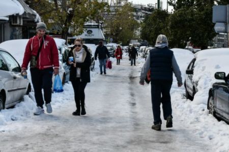 Kακοκαιρία Φίλιππος: Στο έλεος του χιονιά ξανά η Αττική – Πολικό ψύχος σε όλη τη χώρα