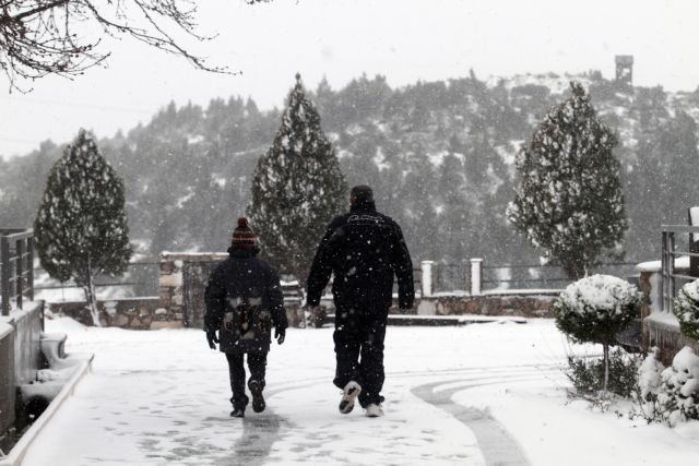 Μερομήνια: Έρχεται Πρωτοχρονιά με χιόνια; – Αναλυτικά η πρόβλεψη