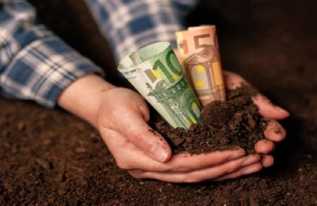 Ταμείο Μικροπιστώσεων: Δάνεια έως 25.000 ευρώ για γεωργικές εκμεταλλεύσεις και μεταποίηση