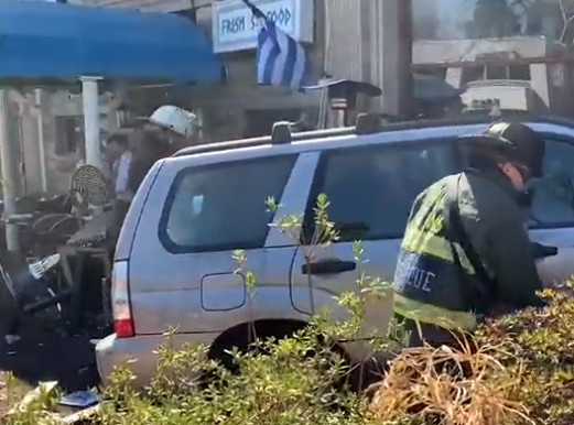 ΗΠΑ: Αυτοκίνητο έπεσε σε ελληνικό εστιατόριο – Ένας νεκρός και πολλοί τραυματίες