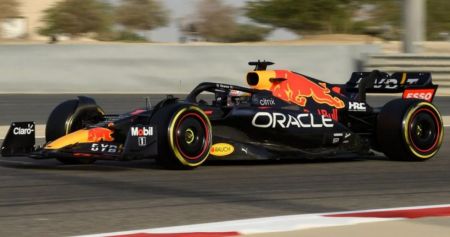Formula 1: Ο Φερστάπεν ταχύτερος στην «αυλαία» των δοκιμών του Μπαχρέιν