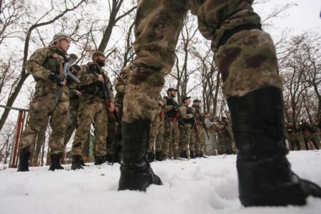«Η επέλαση στην Ουκρανία έχει καθυστερήσει» – Τι λέει αξιωματούχος του Πούτιν