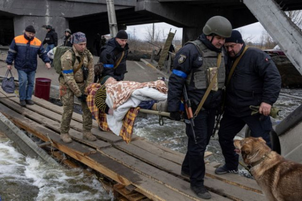 Πόλεμος στην Ουκρανία: Αυξάνεται δραματικά ο αριθμός των νεκρών στη Μαριούπολη