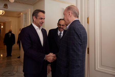 Mitsotakis, Erdogan conclude high-profile meeting in Istanbul, amid shadow of war in Ukraine