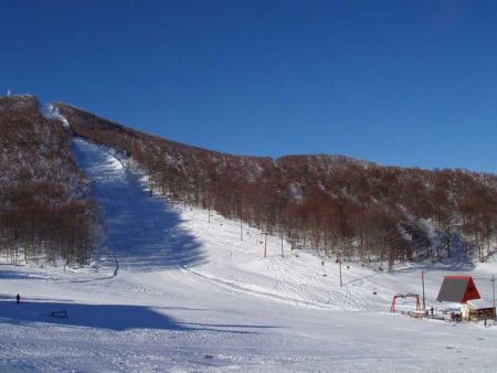 Βόλος: Πέθανε γνωστός δικηγόρος την ώρα που έκανε σκι – Κατέρρευσε στη μέση της πίστας