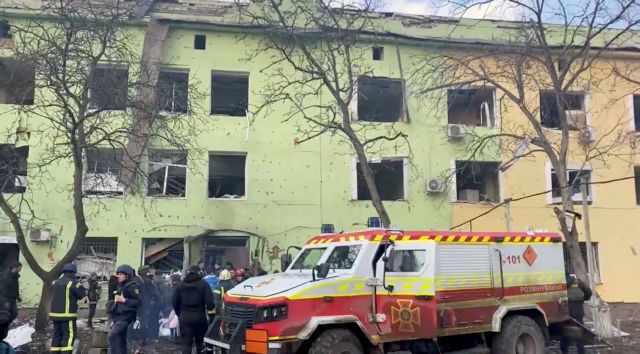 Ουκρανία: Πέθανε έγκυος που τραυματίστηκε στον βομβαρδισμό μαιευτηρίου στη Μαριούπολη