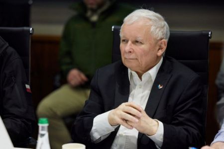 Πολωνία: Ζητά την ανάπτυξη οπλισμένης «ειρηνευτικής δύναμης» του ΝΑΤΟ στην Ουκρανία