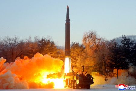 Βόρεια Κορέα: Προχώρησε σε νέα εκτόξευση πυραύλου