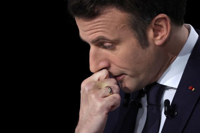 Γαλλία: Χρήματα και αμυντικός εξοπλισμός στην Ουκρανία