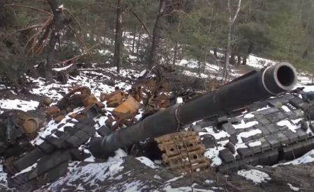 Ουκρανός υπουργός Άμυνας: Ο Πούτιν πρέπει να χαρακτηριστεί εγκληματίας πολέμου