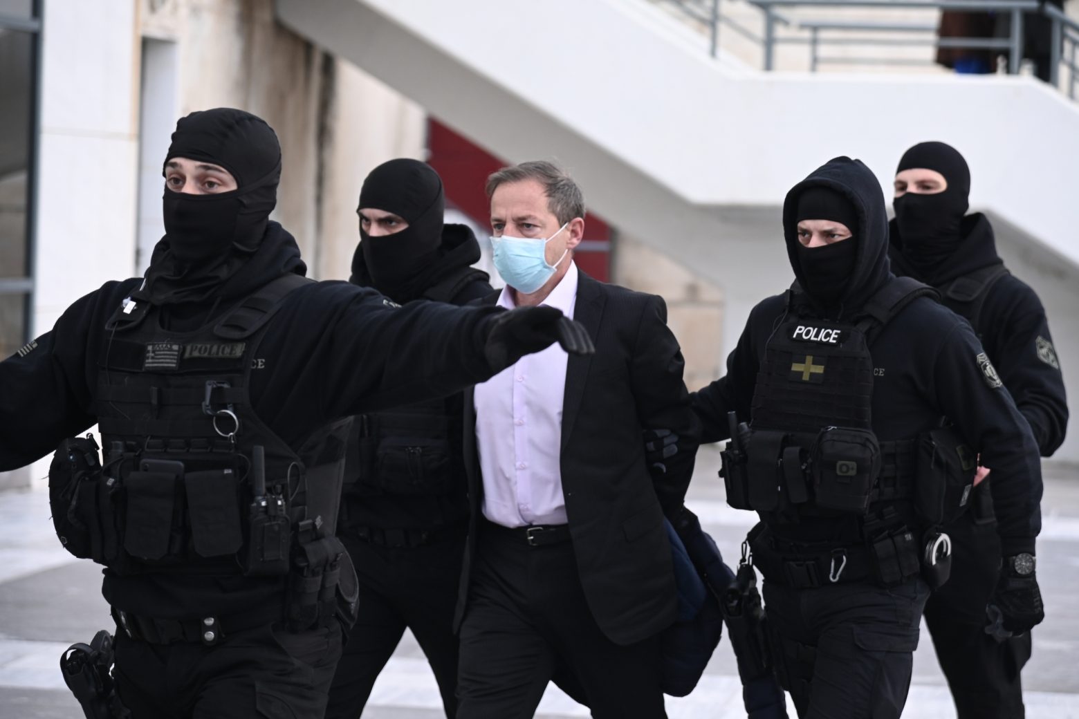 Δημήτρης Λιγνάδης: Στα ύψη η ένταση – Αντεγκλήσεις μεταξύ των δικηγόρων