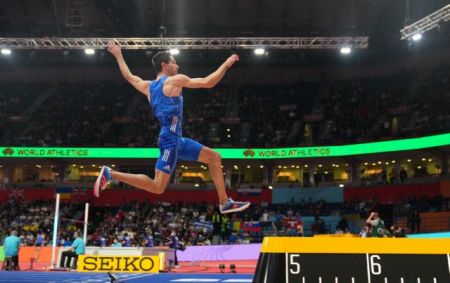 Τεντόγλου: Χρυσό μετάλλιο στο Παγκόσμιο Κλειστού Στίβου