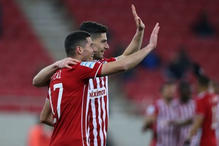 Ολυμπιακός: Με κορωνοϊό Μασούρας και Βρουσάι, στην αποστολή ο Ανδρούτσος