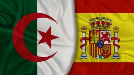 Η Αλγερία ανακαλεί τον πρέσβη της στην Ισπανία