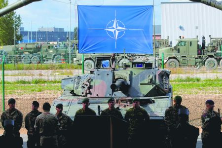 Πόλεμος στην Ουκρανία: Το νέο αμυντικό δόγμα ΝΑΤΟ-Ευρώπης – Τι περιλαμβάνει το κείμενο «Στρατηγική Πυξίδας»