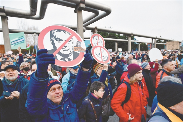 Ο εφτάψυχος Ορμπαν «γυρίζει» το παιχνίδι