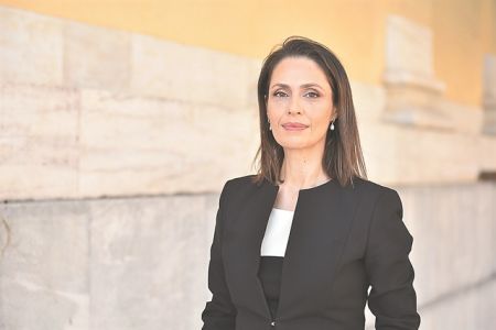 Εφη Βαγενά: «Στίγμα στη διαχείριση της πανδημίας η ανισοκατανομή των εμβολίων»