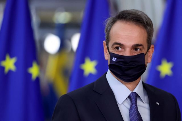 Greek PM Mitsotakis meets with EPP president Tusk in Brussels