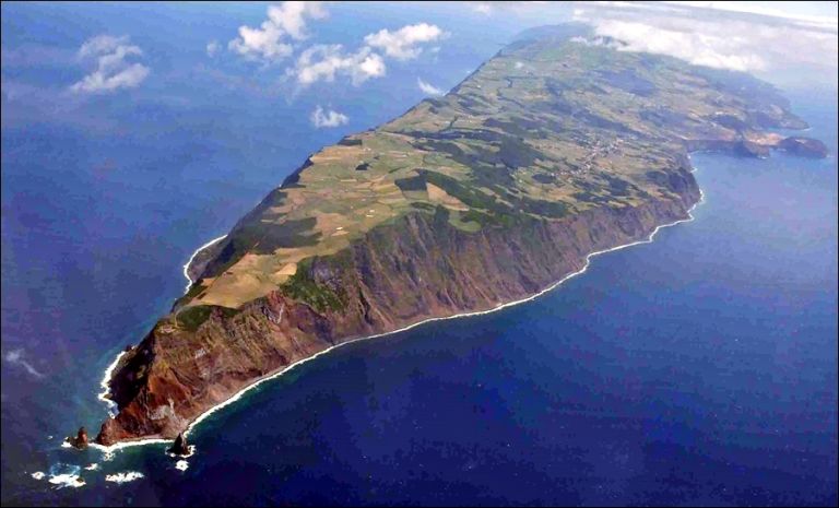 Η γη τρέμει σε νησί των Αζορών, ανησυχία για επικείμενη έκρηξη ηφαιστείου | tovima.gr