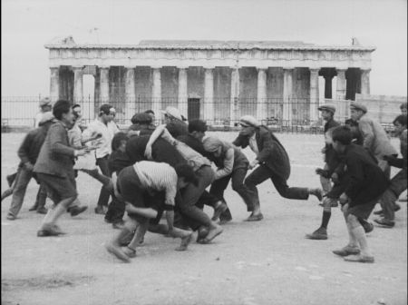 Αθηναίοι απάχηδες «κατακτούν» το Παρίσι
