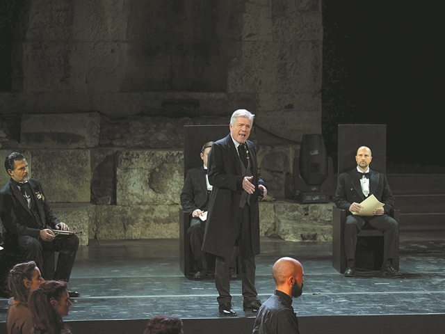Οταν οι δικηγόροι κάνουν θέατρο | tovima.gr