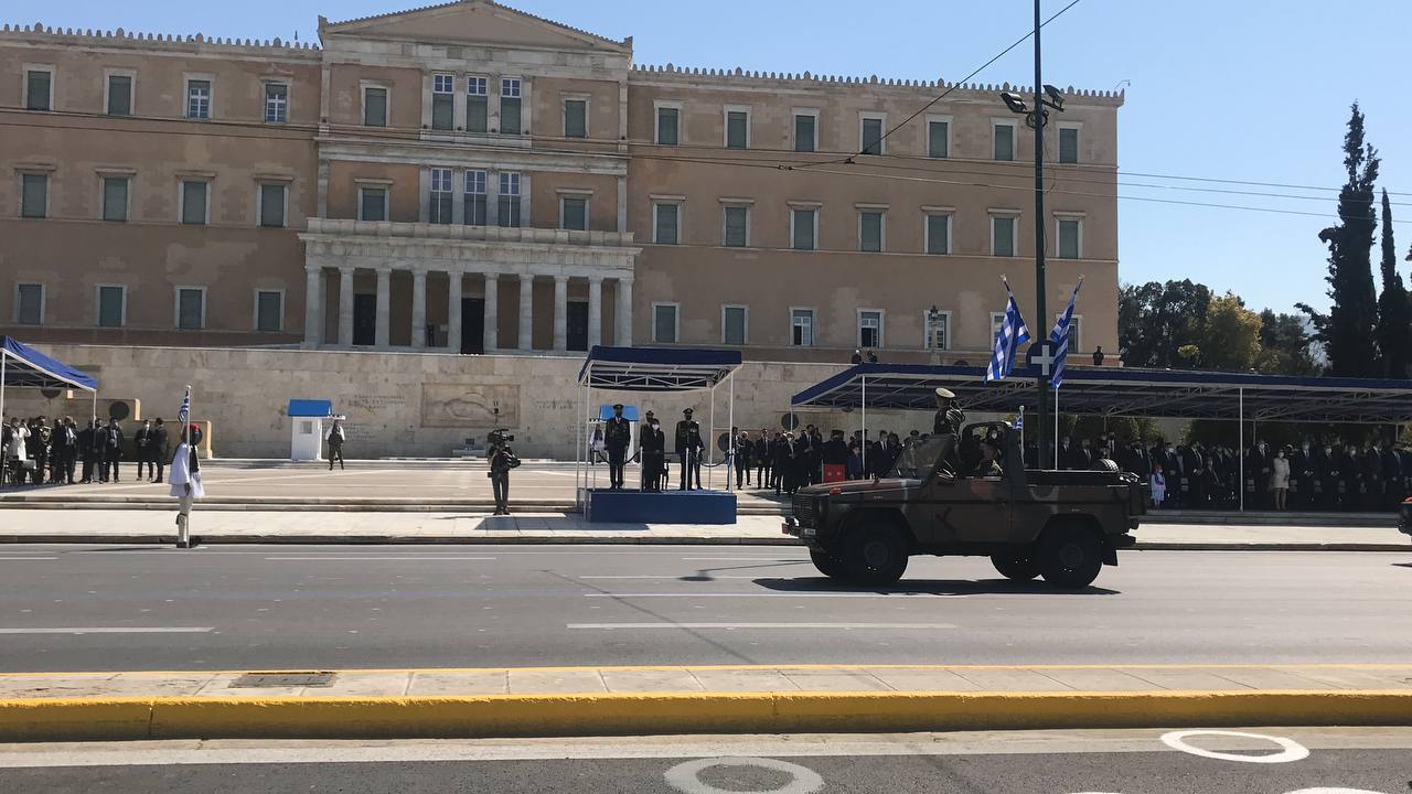 25η Μαρτίου: LIVE η στρατιωτική παρέλαση στην Αθήνα