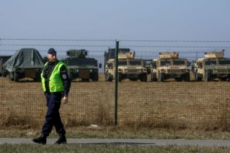 Θρίλερ με το αεροσκάφος που μετέφερε τον πολωνό πρόεδρο