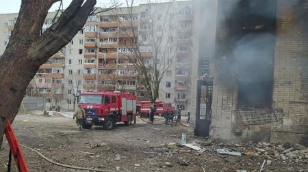 Τσερνίγκοφ: Δεκάδες τραυματίες έχουν εγκλωβιστεί στην πόλη – Ανάμεσά τους τρία παιδιά