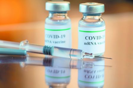 Εμβόλια: Τι μάθαμε από την πανδημία – Τι θα μας φέρουν στο άμεσο μέλλον