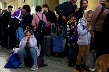 Ουκρανία: Άλλοι 328 πρόσφυγες έφτασαν στην Ελλάδα – Ανάμεσά τους και 89 ανήλικοι
