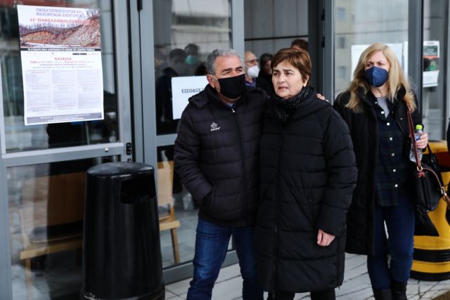 Νέα αναβολή στη δίκη Τοπαλούδη – Έξαλλοι οι γονείς της που ήρθαν από τον Διδυμότειχο | tovima.gr