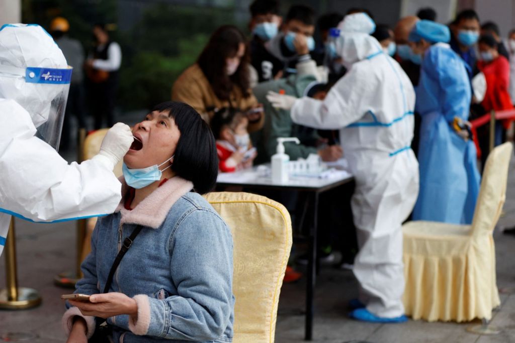 Κορωνοϊός: Επικράτησε παγκοσμίως η υποπαραλλαγή «Όμικρον 2»