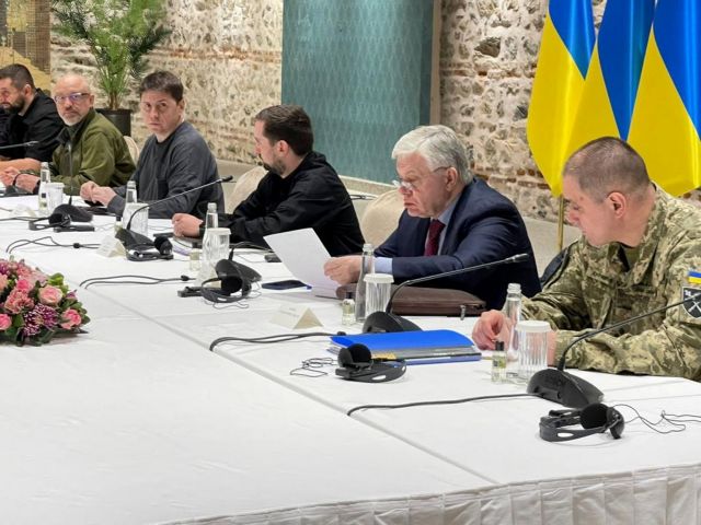 Πόλεμος στην Ουκρανία: Τα αιτήματα του Κιέβου στη διαπραγμάτευση με τη Μόσχα