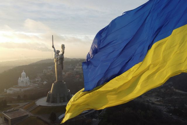 Πόλεμος στην Ουκρανία: Η «σιωπηλή» φυγή κεφαλαίων και ολιγαρχών | tovima.gr