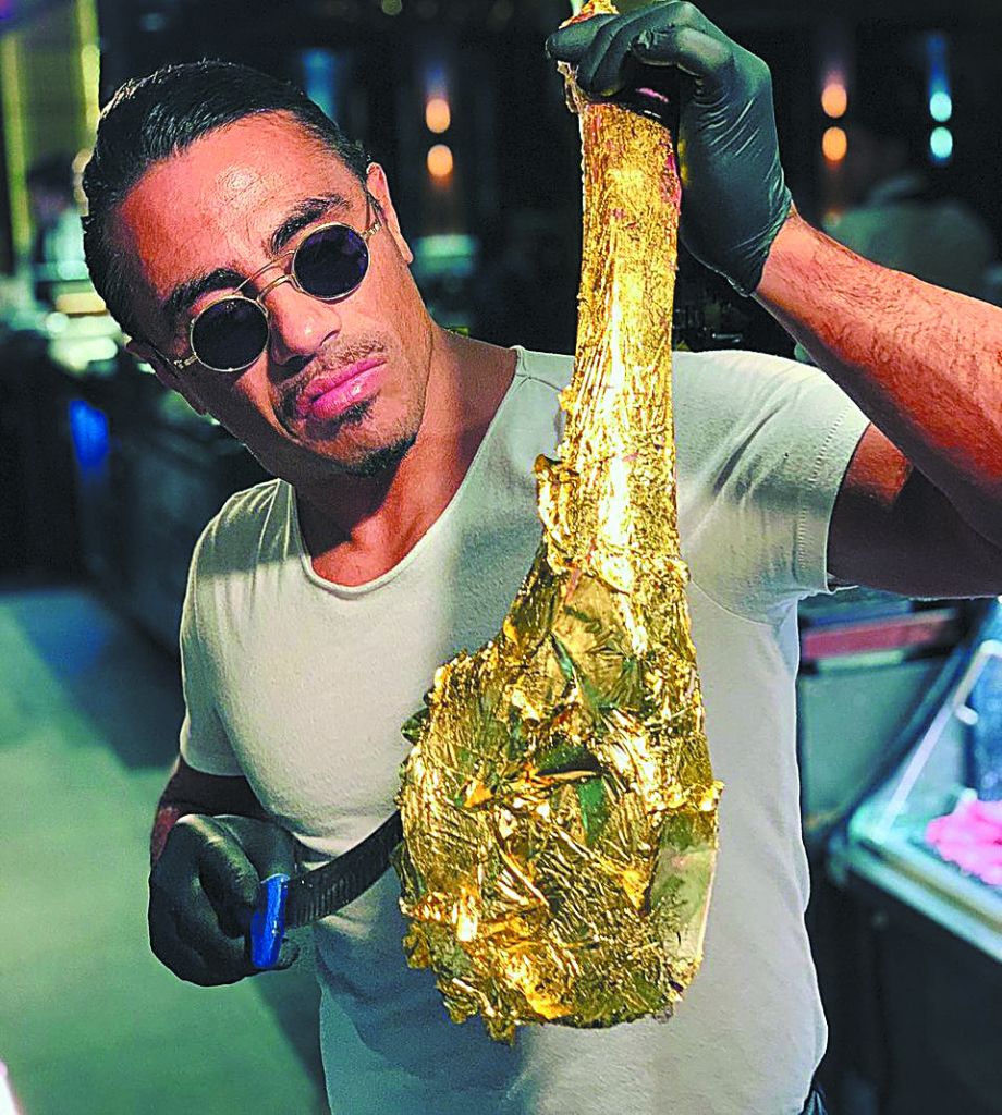 Τόμαχοκ, η Εύα, οι Ελληνες, τα πωλητήρια