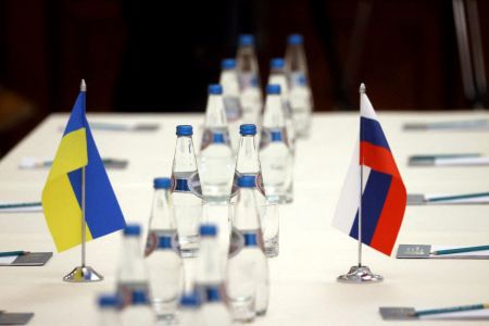 Ουκρανία: Συνεχίζονται αύριο οι διαπραγματεύσεις με τη Ρωσία – «Νωρίς για συνάντηση Ζελένσκι – Πούτιν»