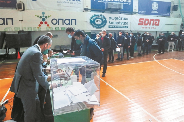 Εκλογικό θρίλερ έως τις… καθυστερήσεις