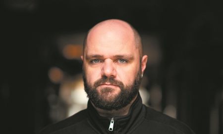 «Στο θέατρο δεν κάνεις ό,τι σου καπνίσει»