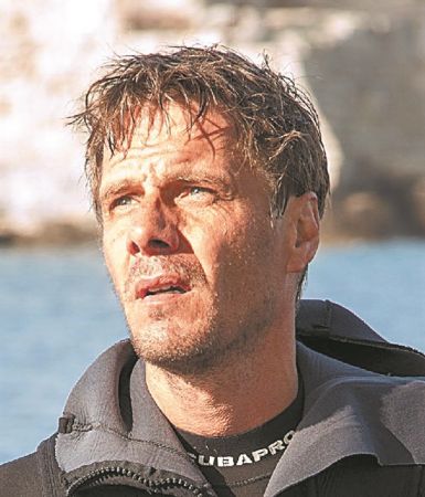 Εξερευνώντας τους βυθούς