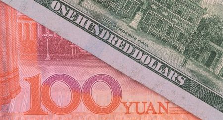 Χωρίς συμμάχους η Μόσχα στα σχέδια «αποδολαριοποίησης»