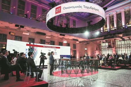 «Κλειδώνει» αύξηση 6%, με κατώτατο μισθό 703 ευρώ