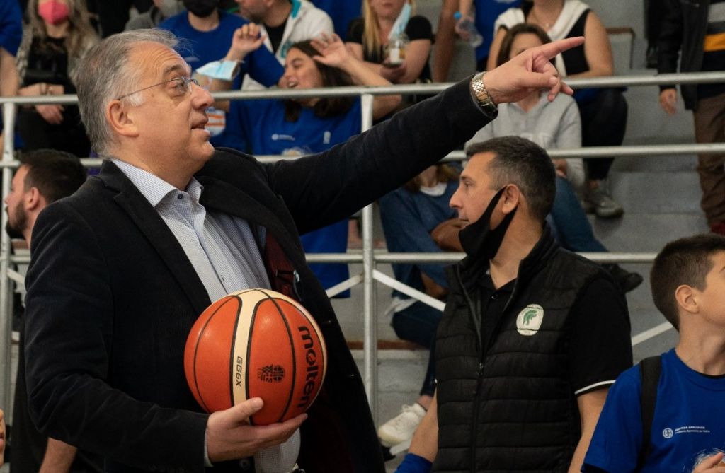 Θεοδωρικάκος: «Όλοι μαζί να βάλουμε τέλος στον χουλιγκανισμό» – Τρίποντα κατά της οπαδικής βίας