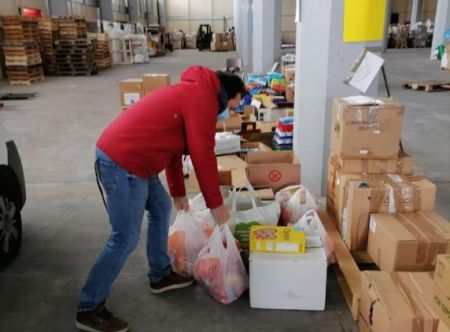 Δήμος Πειραιά: Μαζί με την ΚΟ.Δ.Ε.Π. συγκέντρωσαν δύο τόνους ανθρωπιστικής βοήθειας για την Ουκρανία