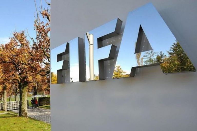 Διαψεύδει για τα παιχνίδια των 100 λεπτών η FIFA | tovima.gr