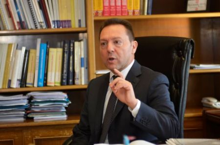 Ανάπτυξη: Τα μηνύματα Στουρνάρα προς τράπεζες μέσω της έκθεσής του για το 2021