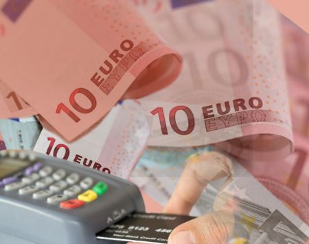 Τράπεζα της Ελλάδος: Ηλεκτρονικό χρήμα παντού για να κλείσουν οι «τρύπες» στα έσοδα του ΦΠΑ
